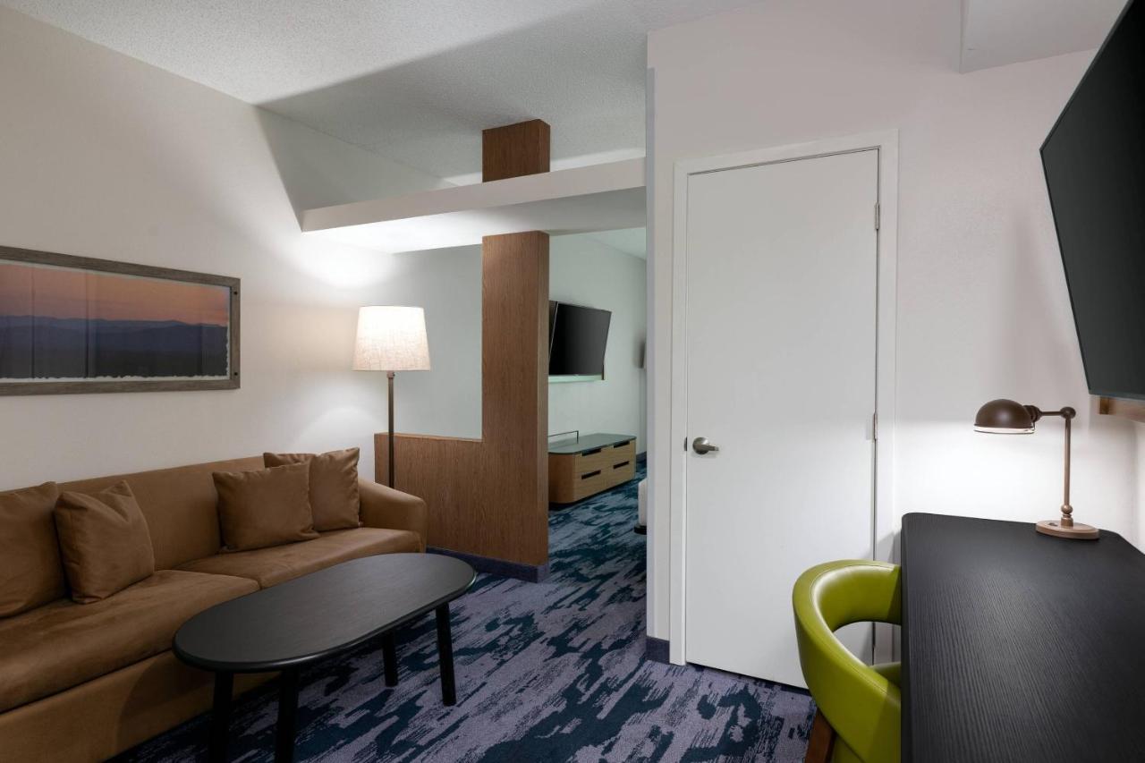 Fairfield Inn & Suites By Marriott Atlanta Stonecrest Lithonia Exterior photo