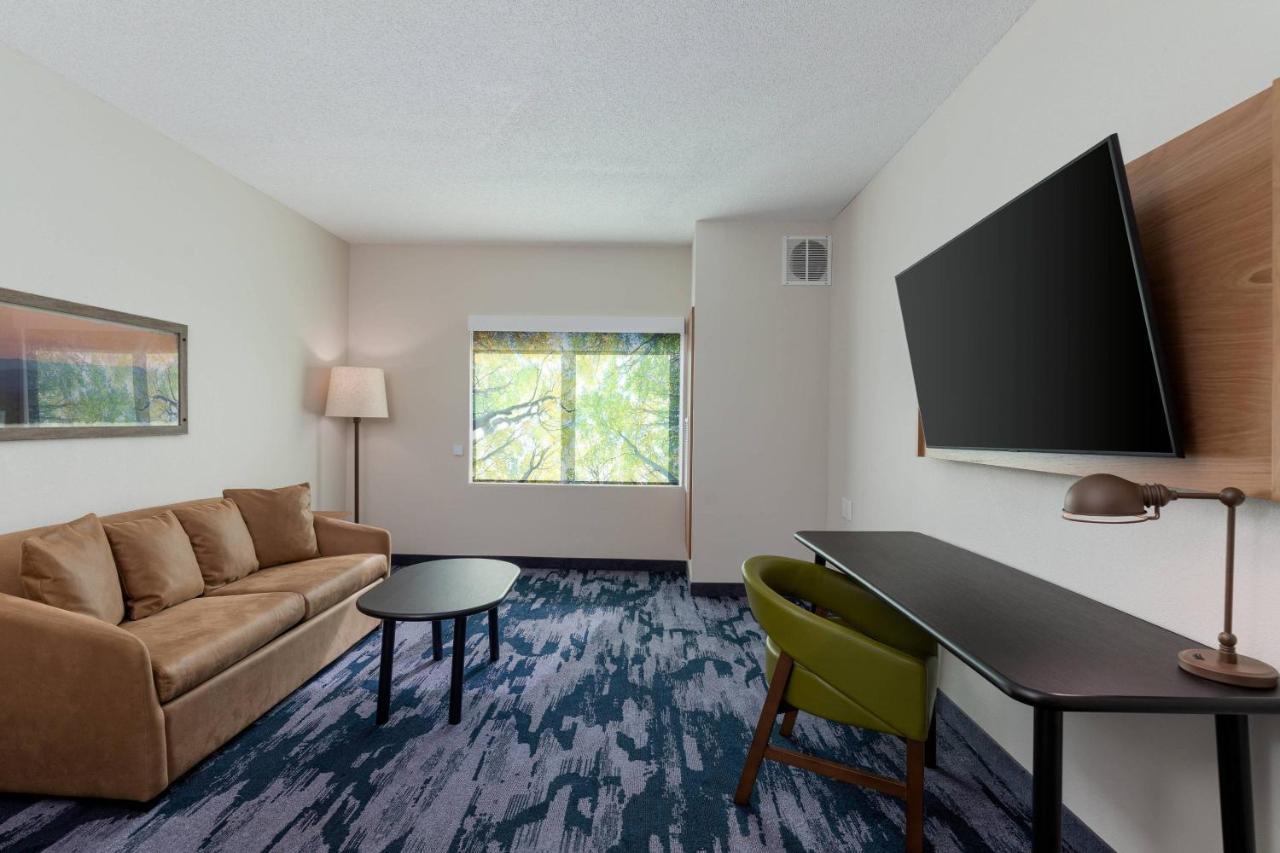 Fairfield Inn & Suites By Marriott Atlanta Stonecrest Lithonia Exterior photo
